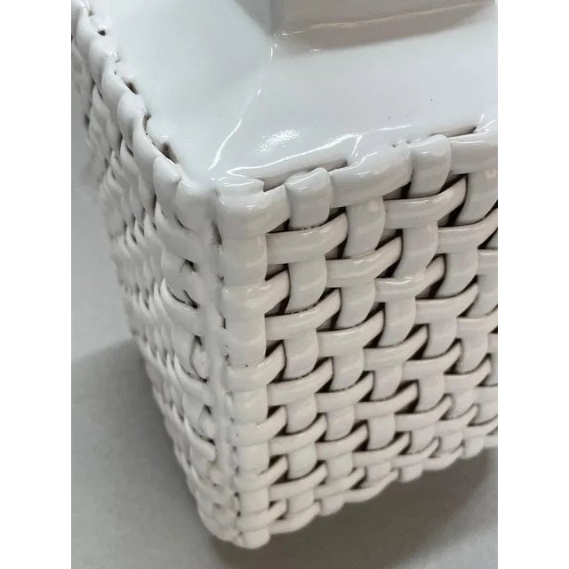 Mid-Century Italian Glazed White Ceramic Table Lamp by Tommaso Barbi, 1970s For Sale - Image 13 of 16