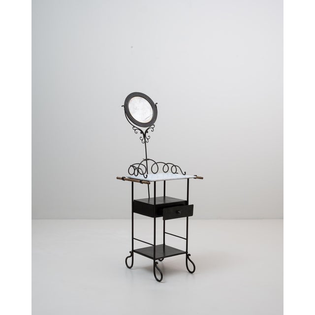 1900 - 1909 1900s French Metal Vanity With Marble Top and Mirror For Sale - Image 5 of 18