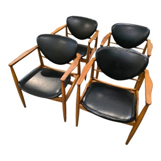 1960s Danish Arm Chairs Attributed to Finn Juhl for John Stuart- Set of 4 For Sale