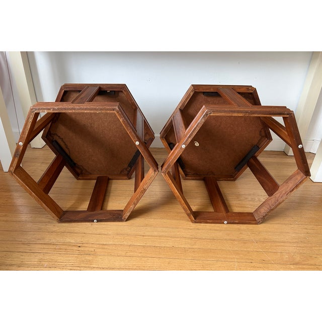 Pair of Mid-Century Modern John Keal Brown Saltman “Domino” Hexagonal Side Tables For Sale In San Francisco - Image 6 of 9