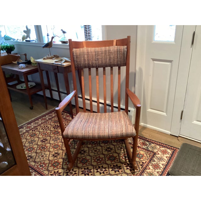 1980s Large Hans J Wegner Rocker for Tarm Stole Og Mobelfabrik-Made in Denver For Sale - Image 13 of 13