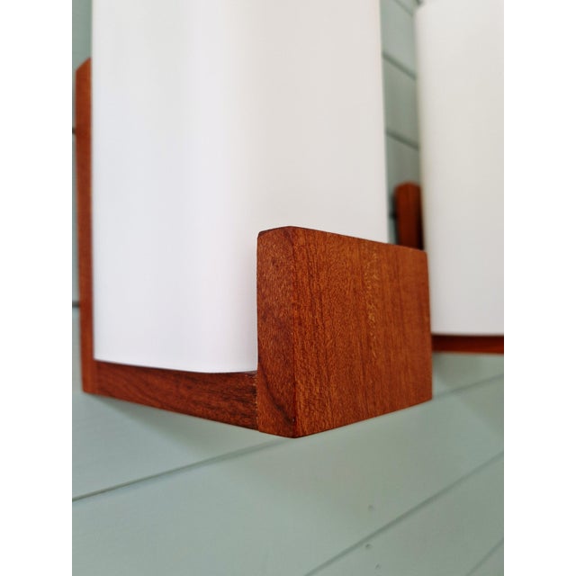 Philips Teak and Satin White Opaline Wall Lights by Louis Kalff for Philips, 1960s, Set of 2 For Sale - Image 4 of 15