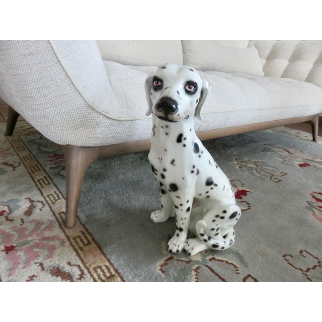 Large ceramic piece depicting a Dalmatian, Italy, 1970. Very nice work, very realistic, in excellent condition.