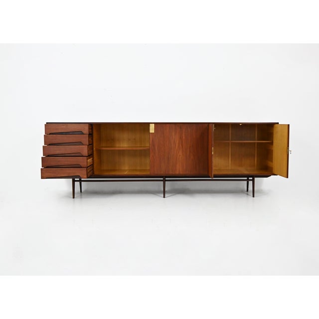 Wood Sideboard attributed to Renato Magri for Cantieri Carugati, 1960s attributed to Edmondo Palutari For Sale - Image 7 of 16