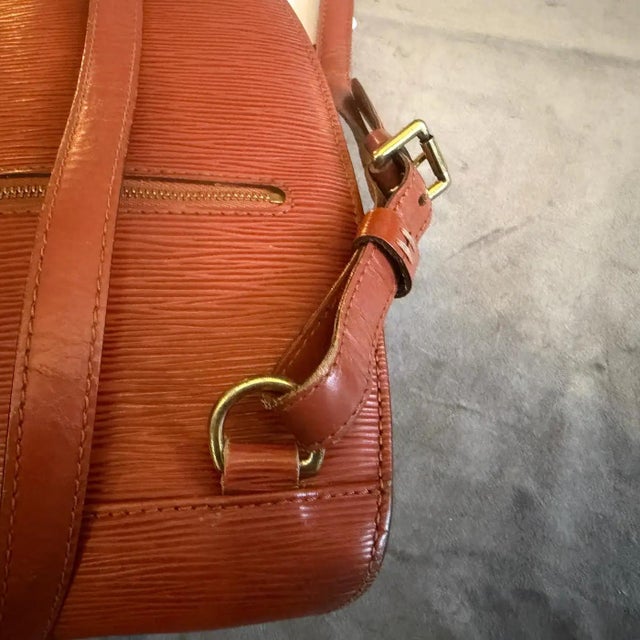 1990s 1990s Louis Vuitton Brown Epi Leather Mabillon Small Backpack 2 For Sale - Image 5 of 14