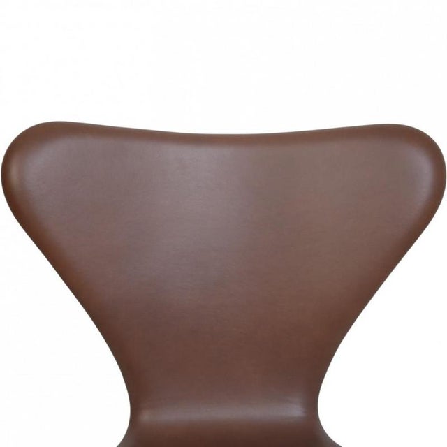 Model 3117 Office Chair in Mokka Leather by Arne Jacobsen, 1980s For Sale - Image 3 of 14