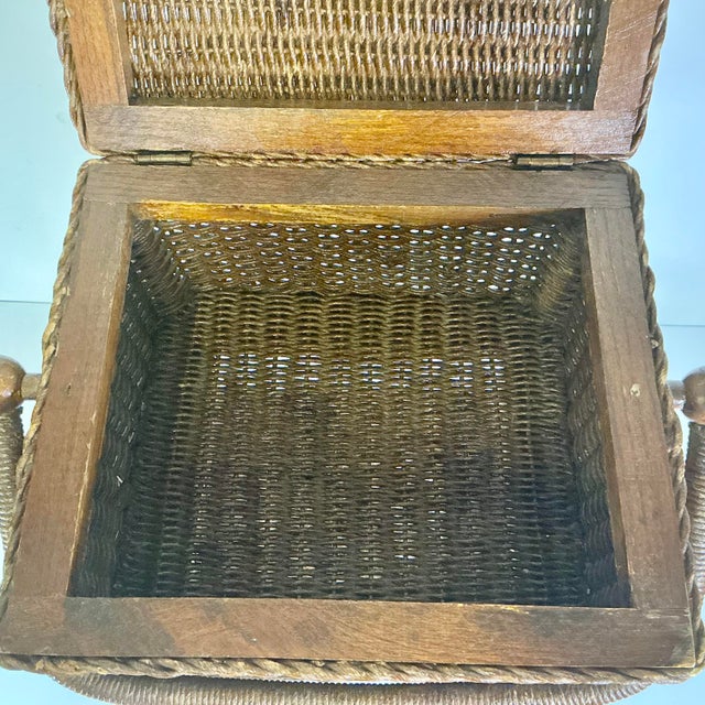 1920s Antique Boho Chic Americana Coastal Heywood-Wakefield Wicker Drinks Table. For Sale - Image 15 of 15