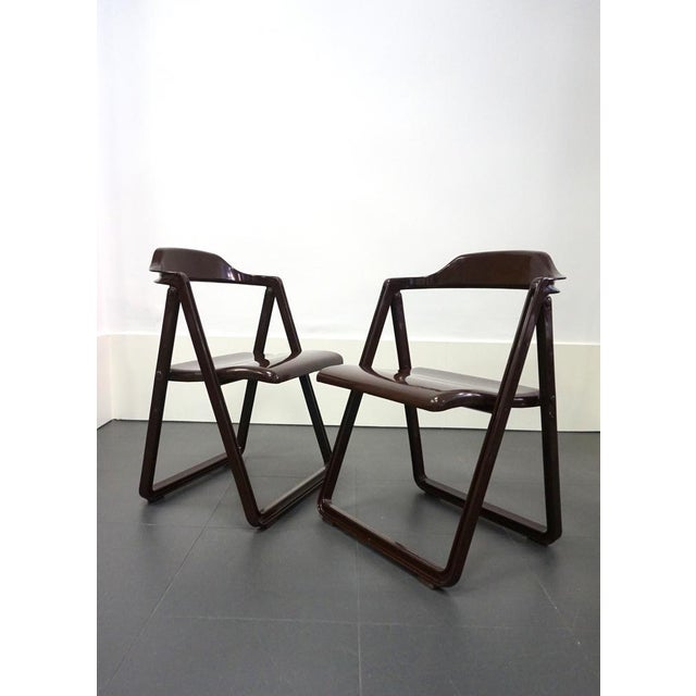 This chair is attributed to Carlo Hauner who designed it for Fanini Fain in 1976. It would be the Borbona model, a rarity...