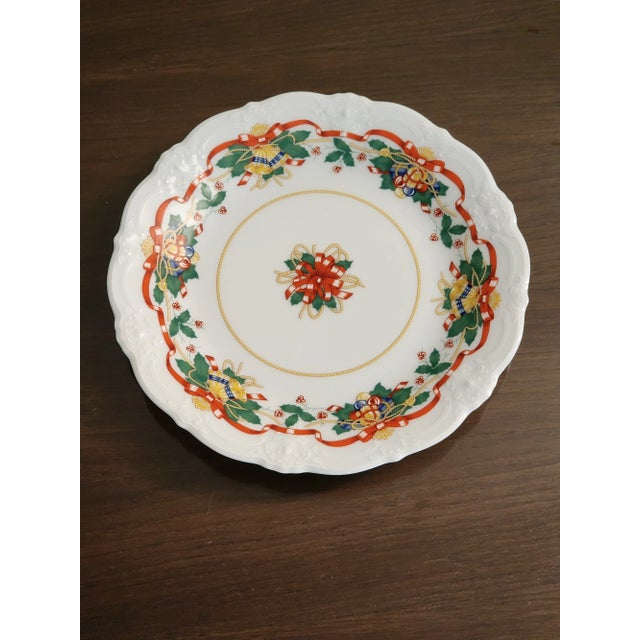 Christmas Baronesse by Hutschenreuther 8 3/8" Salad Accent Plates Set of 6 Plates A pure white fine porcelain pottery with...