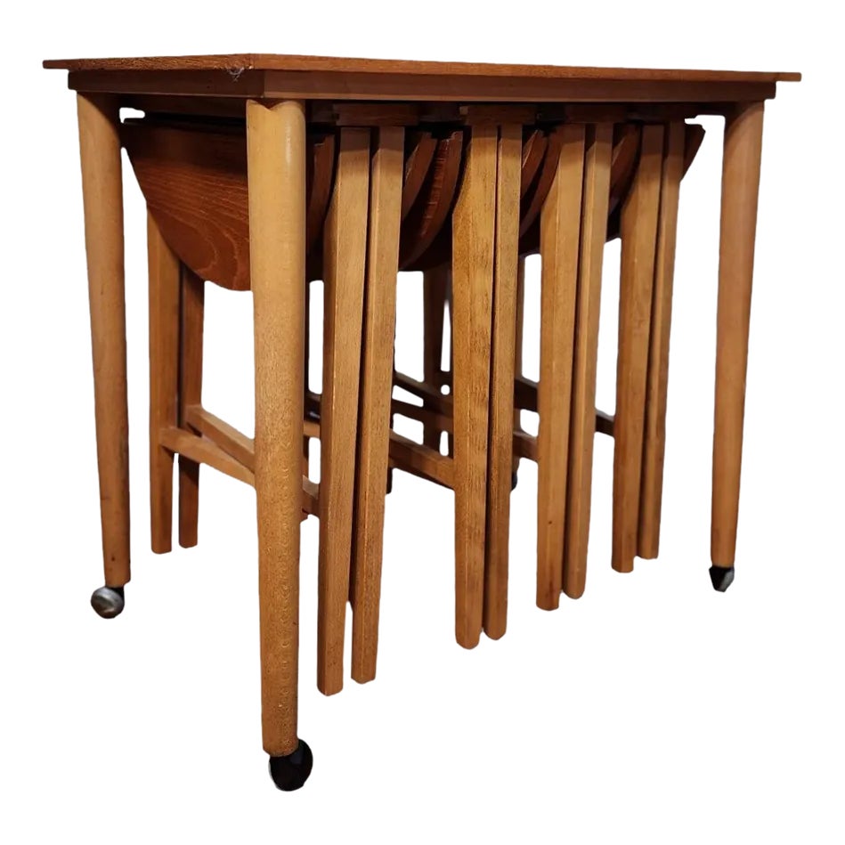 1960s Mid Century Modern Poul Hundevad Teak Nesting Tables - Set