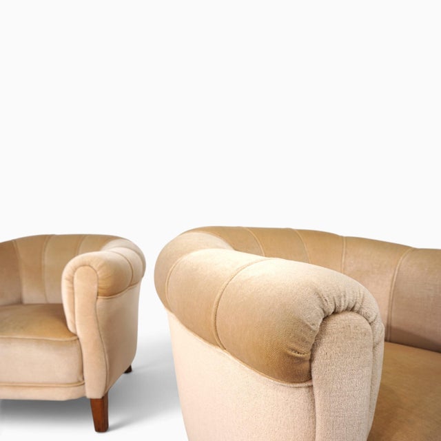 1930s Art Deco Club Chairs with Champagne-Colored Mohair, 1930, Set of 2 For Sale - Image 5 of 18