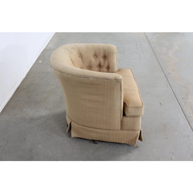 Mid-Century Modern Mid-Century Modern Barrel Back Ethan Allen Swivel Club Chair For Sale - Image 3 of 13