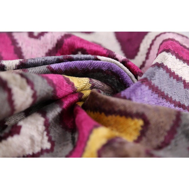 Zigzag Silk Velvet Pillow 16x24 – Fuchsia & Gold, Handmade Luxe For Sale - Image 4 of 8