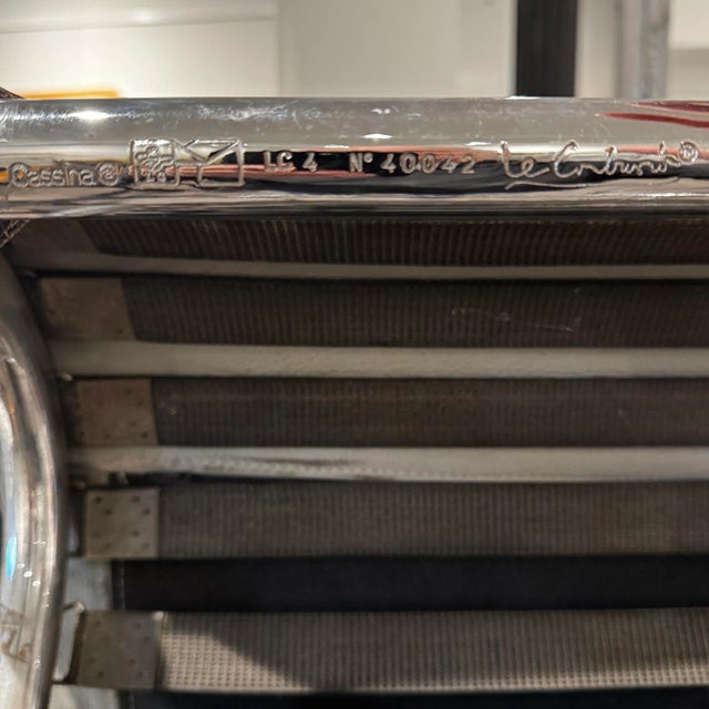 1990s 70's Vintage Lc4 Chaise Longue by Le Corbusier and Pierre Jeanneret for Cassina For Sale - Image 5 of 6