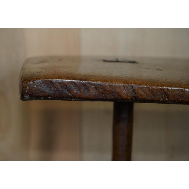 Mid 18th Century 18th Century Spanish Three Legged Coffee Table, 1740s For Sale - Image 5 of 18