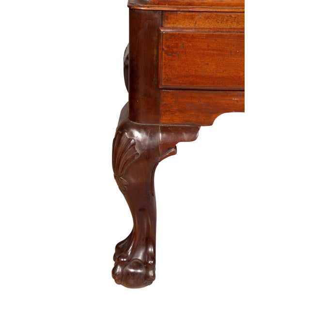 Late 18th Century Irish Georgian Mahogany Blanket Chest For Sale In Boston - Image 6 of 13