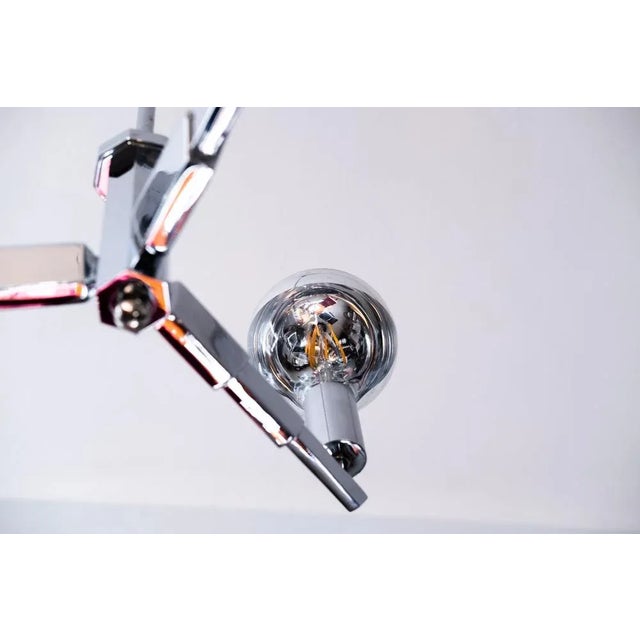 Original Art Deco around 1930, 3-flame, chrome-plated metal, exceptional design, mirrored globe bulbs European Plug (up to...