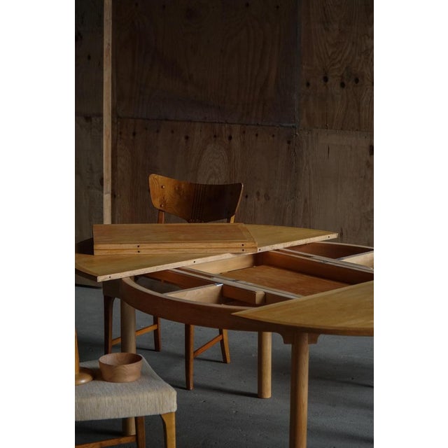 Wood Mid-Century Modern Øresund Dining Table in Oak & Brass by Børge Mogensen for Karl Andersson & Söner, 1950s For Sale - Image 7 of 16