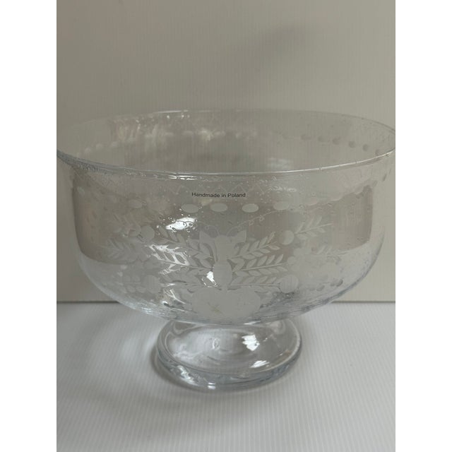 Oscar de la Renta Oscar De La Renta-Miles Redd Large Heart Etched Footed Handmade Glass Bowl For Sale - Image 4 of 15
