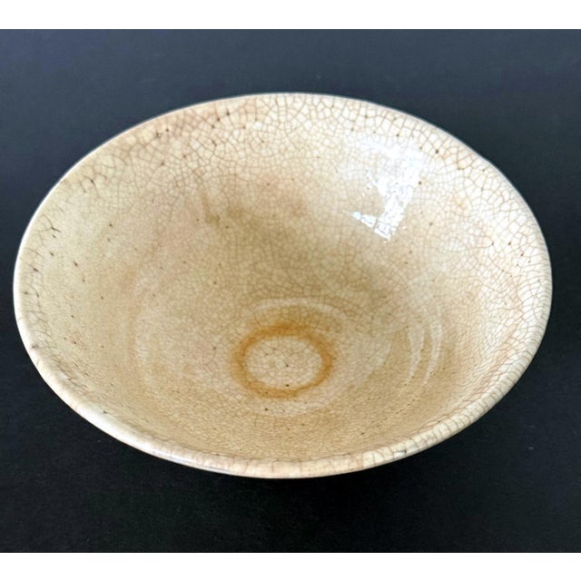 Mid-Century Modern Japanese Izumo Chawan Tea Bowl by Hino Yoshinaga with Tomobako Box For Sale - Image 3 of 13