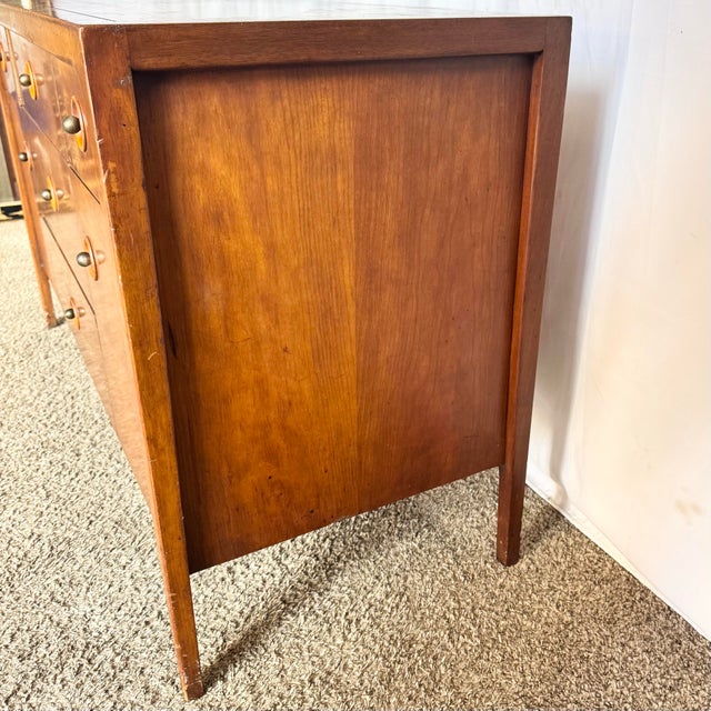 Mid 20th Century Modern Counterpoint Credenza With Hutch/China Cabinet by Drexel For Sale - Image 12 of 12