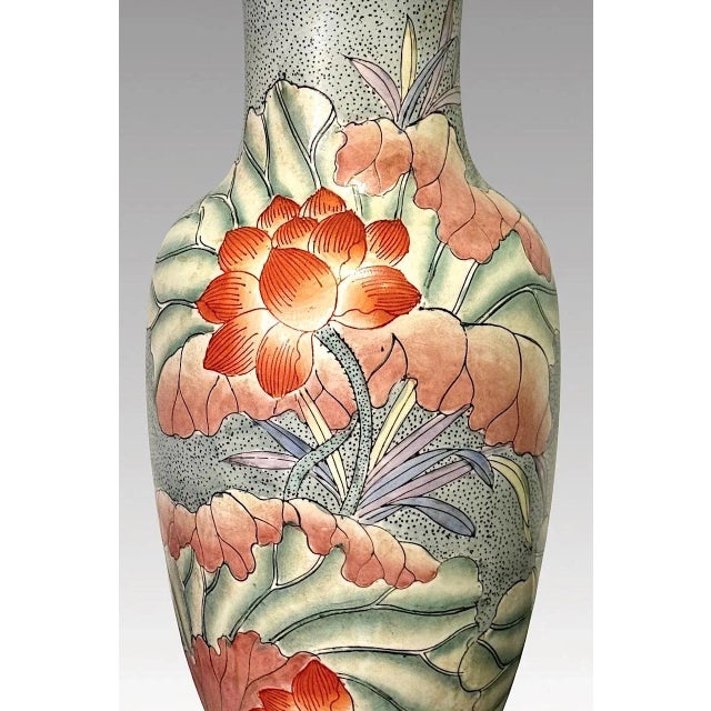 Chinoiserie Vintage Macau Chinese Porcelain Vase Hand Painted With Orange Lotus Flowers in the Kangxi Style For Sale - Image 3 of 8