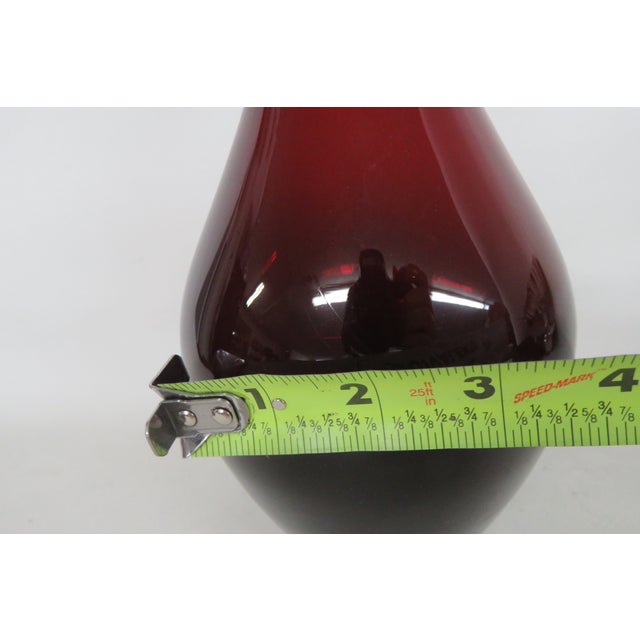 Ruby Red Teardrop Art Glass Vase Hand Blown Mid Century Modern Style 5083b For Sale - Image 11 of 13