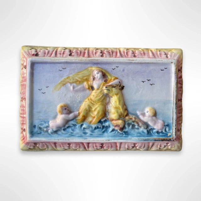 An outstanding original Italian decorative box that is perfect for storing your jewelry, treasures, and trinkets. The box...