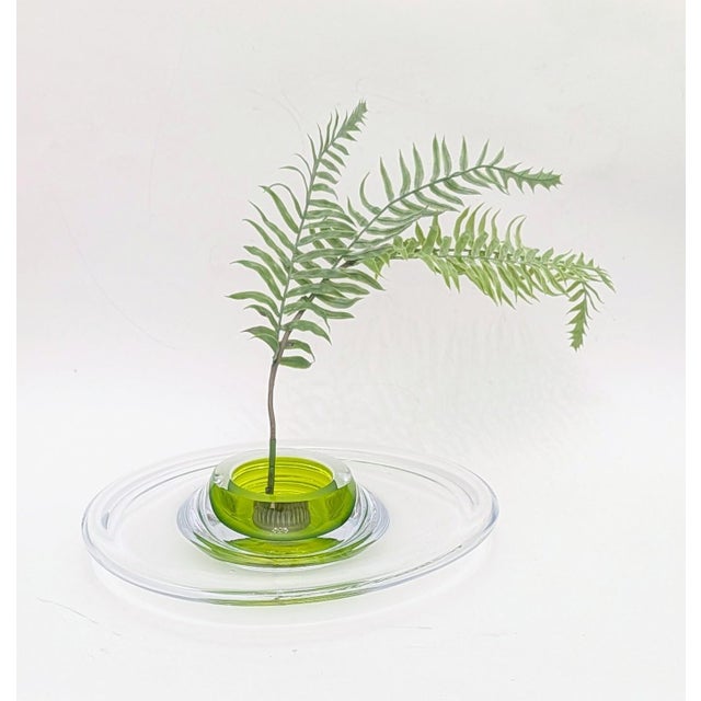 David New-Small Glass began when David graduated from the University of California. On moving to Canada in 1970 he started...