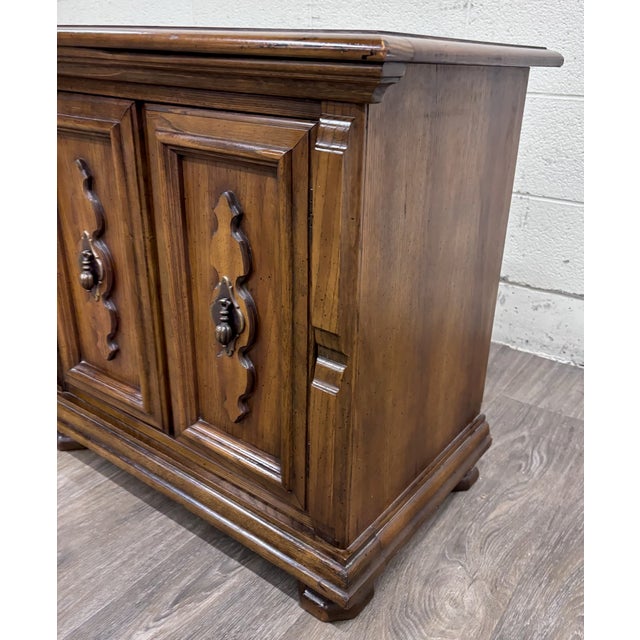 Vintage Mediterranean / Spanish Revival Style Nightstand Bedside End Cabinet For Sale In Kansas City - Image 6 of 9