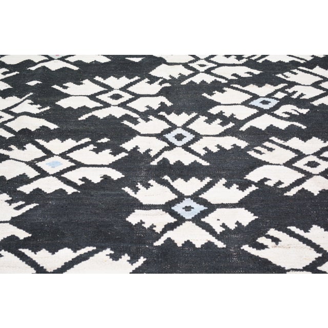 Contemporary 1990s Turkish Modern Hand Woven Flatweave/Kilim With Organic Wool and Soft Texture,8'X11'2" For Sale - Image 3 of 7