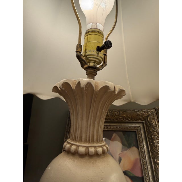 Hollywood Regency Charming Neoclassical Hollywood Regency Table Lamp Pair For Sale - Image 4 of 7