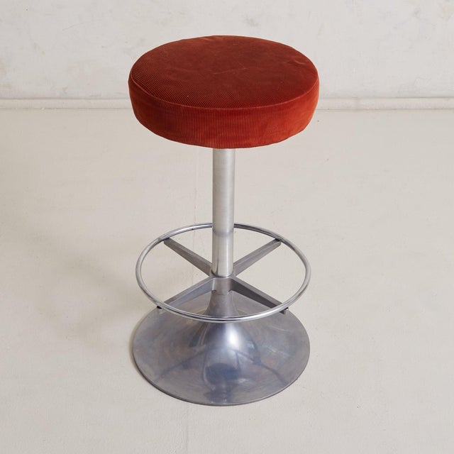 French Chrome Bar Stool in Original Burnt Orange Corduroy, 1960s For Sale - Image 18 of 18