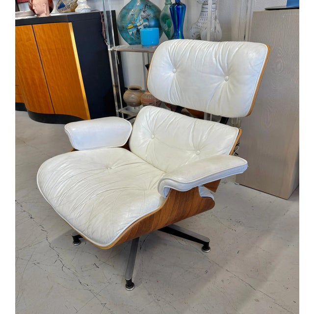 Late 20th Century 1980’s Rosewood and White Leather Herman Miller Eames Lounge Chairs For Sale - Image 5 of 13