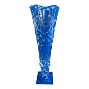 Early 21st Century Gorham Chantilly Collection Hand Cut Crystal Bud Vase