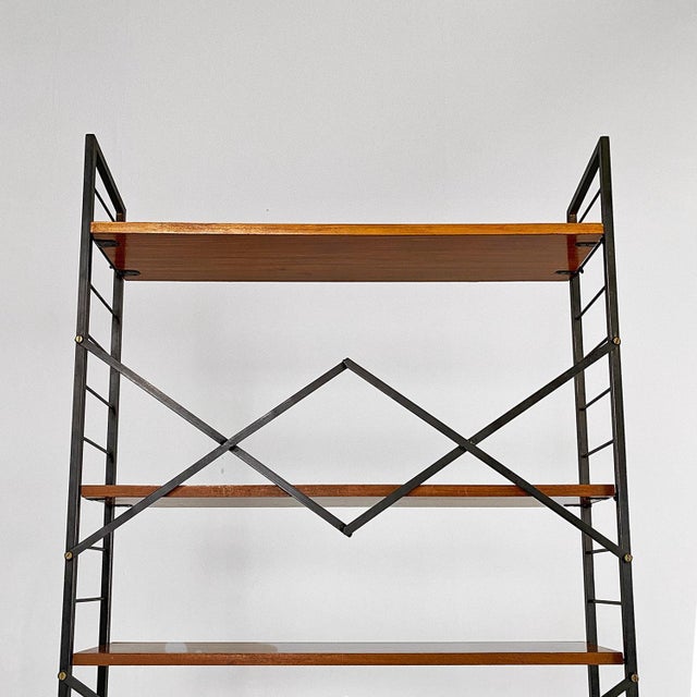 Black Mid-Century Modern Italian Self-Supporting Metal, Wood and Brass String Bookcase, 1960 For Sale - Image 8 of 18
