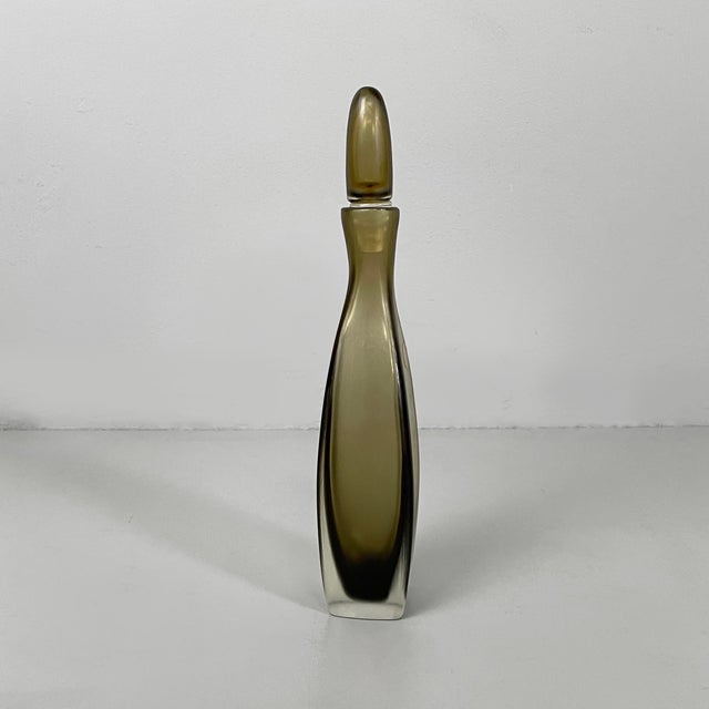 Italian Modern Red and Gray Murano Glass Bottles with Caps attributed to Venini, 1990s, Set of 2 For Sale - Image 11 of 17