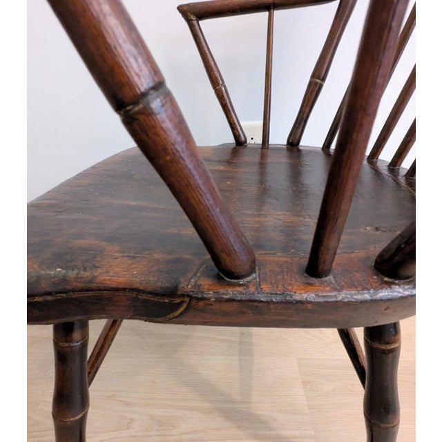 Brown Late 18th Century Windsor Arm Chair Plank Seat Fan-Back New England For Sale - Image 8 of 18