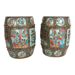Chinese Export Rose Medallion Porcelain Garden Seats, a Pair Circa 1860 For Sale
