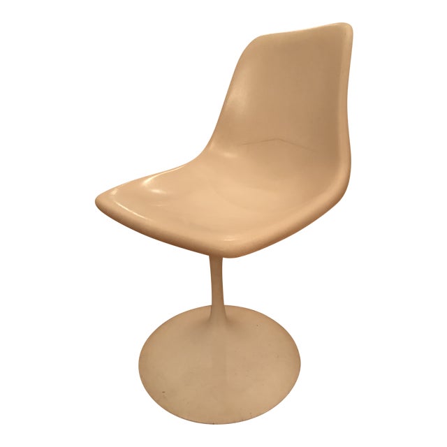 Vintage Mid Century Modern Swivel Eero Saarinen Style Tulip Chair