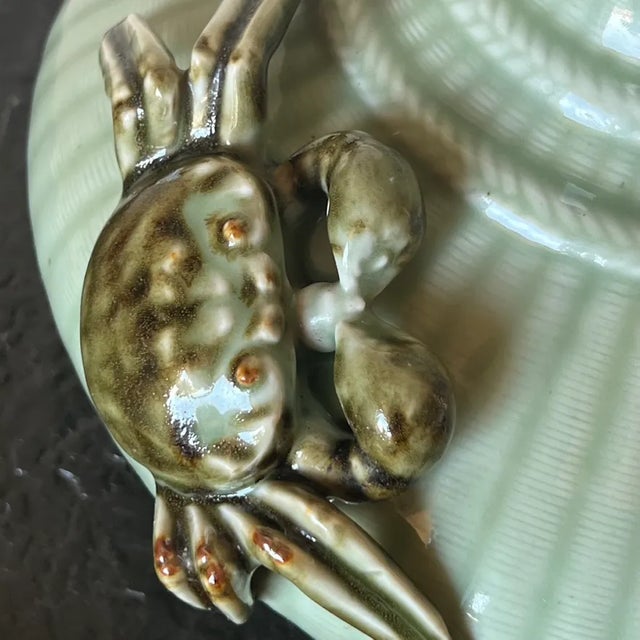 Early 20th Century Antique Japanese Ribbed Porcelain Vase in Celadon Glaze With Braided Detail and Crab Fishne For Sale - Image 5 of 9