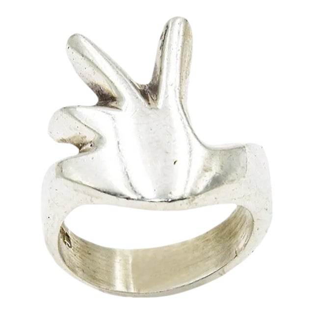Mexican Sterling Silver Hand Ring size 9 For Sale