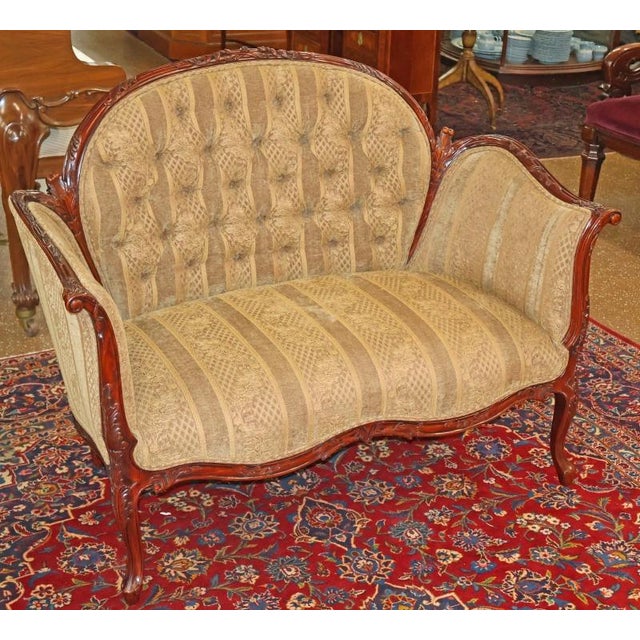 French Late 20th Century Mahogany Louis XV French Style Tufted Loveseat Sofa Settee For Sale - Image 3 of 12