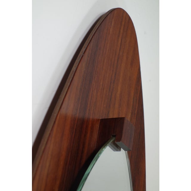Mid-Century Modern Italian Design Teak Wood Wall Mirror, 1950, in Flawless conditions. Designed 1950 to 1959