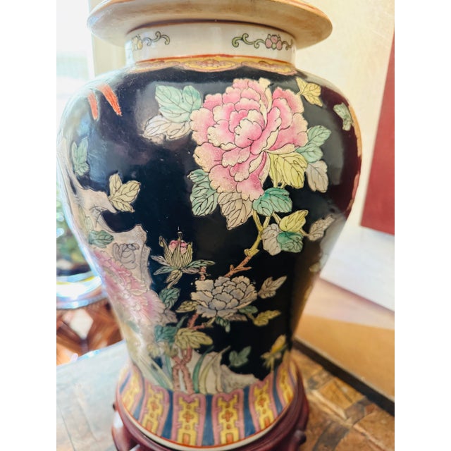 1960s Vintage Chinese Famille Noire with Floral Birds Ginger Jar Table Lamps - Pair For Sale - Image 5 of 12