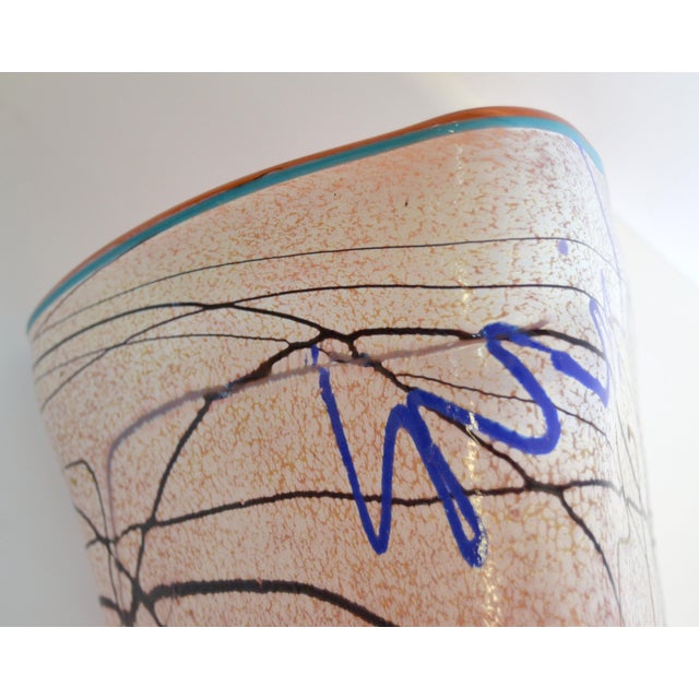 1980s Taylor Backes Triangle Shape Art Glass Colorful Op Art Vase For Sale - Image 12 of 12