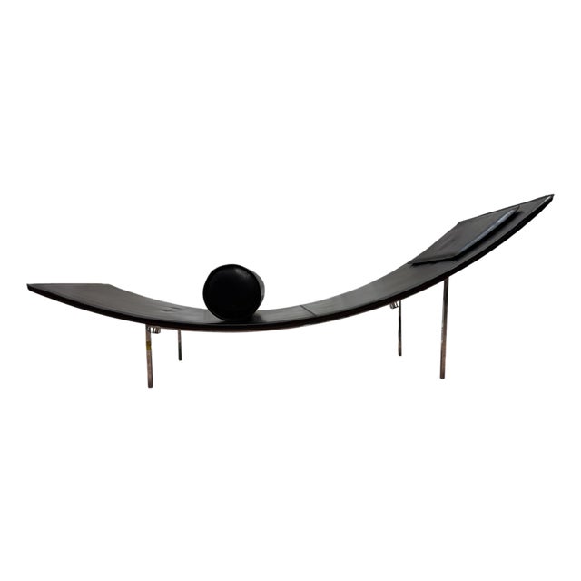 Minimalist Italian Axent Chaise Lounge Attributed to Giuseppe Viganò for Ivano Redaelli For Sale