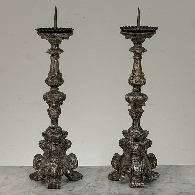 Silver Pair of 18th Century Italian Baroque Silver Gilded Candlesticks For Sale - Image 8 of 18