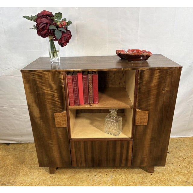 Art Deco Walnut Display Cabinet, 1930s For Sale - Image 10 of 11