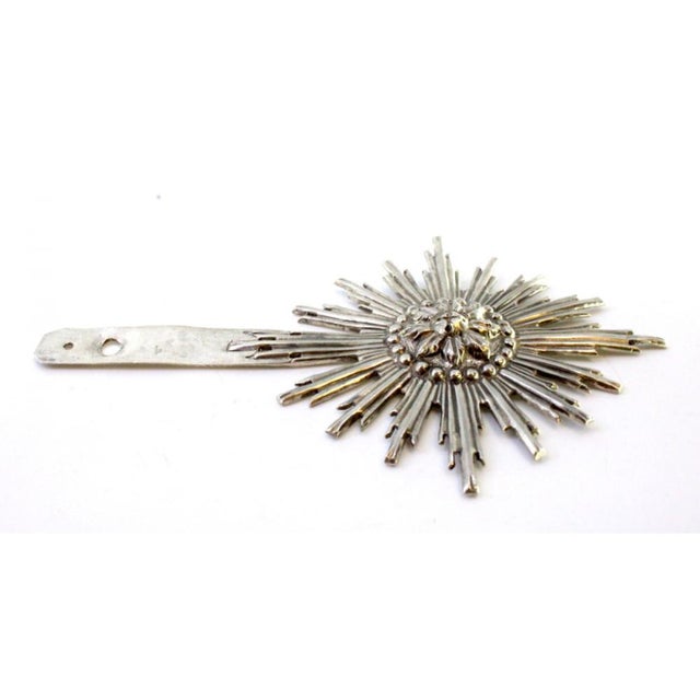 Revealed Silver Splendor and Crowned Center For Sale - Image 5 of 8
